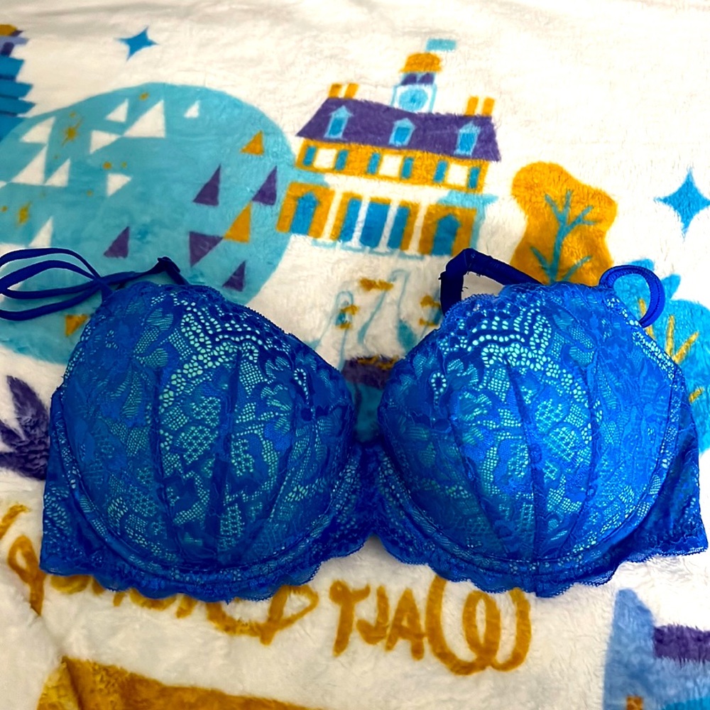 Pink by Victoria’s Secret Blue Lace Sexy Demi Cup Bra 36D NWT